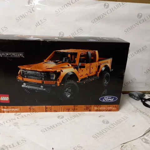 BOXED LEGO TECHNIC FORD F-150 RAPTOR BUILDING SET 42126