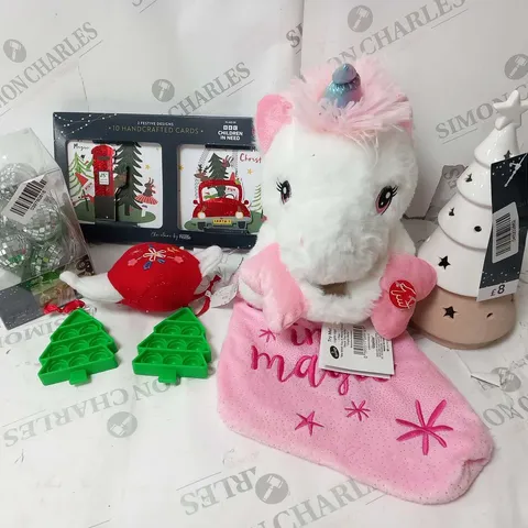 APPROXIMATELY 20 ASSORTED CHRISTMAS PRODUCTS TO INCLUDE; TREE LIGHTS, I PLAY LIGHT UP UNICORN, HANDCRAFTED CARDS AND STRING LIGHTS