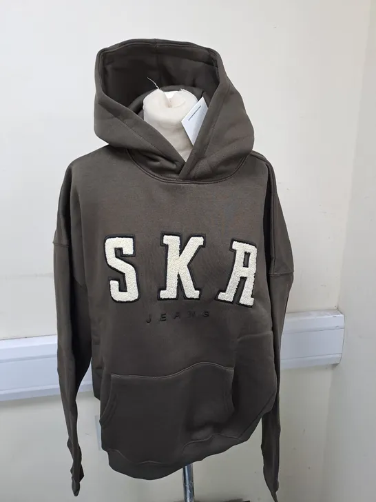 SEEKERS GRAPHIC HOODIE SIZE M