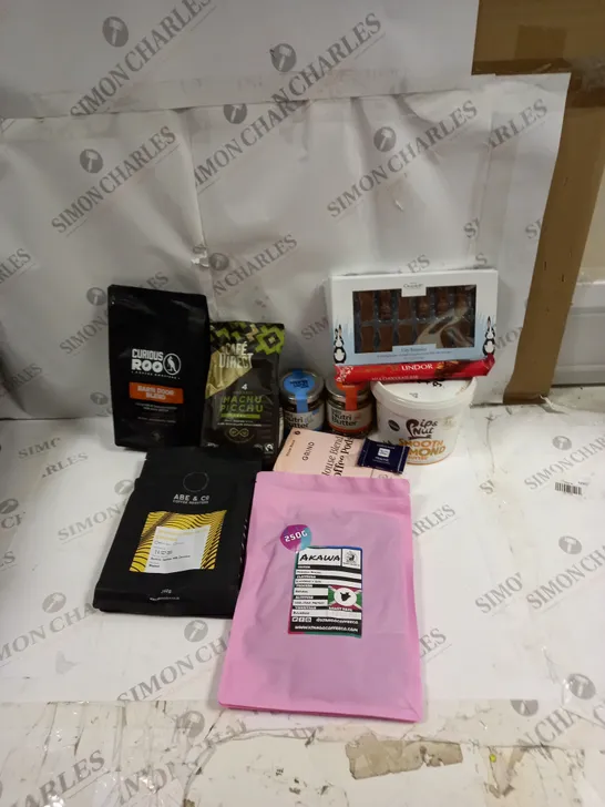 BOX OF ASSORTED FOOD & DRINK TO INCLUDE HOTEL CHOCOLAT, LINDOR, ABE & CO, GRIND ETC 