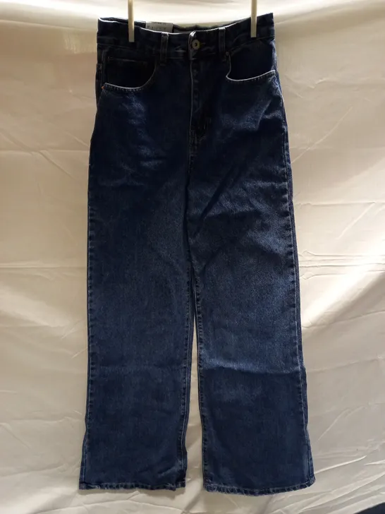 BOX OF APPROX 7 BRAND NEW COTTON:ON WIDE LEG JEANS - COOGEE BLUE SIZE AUS 6 