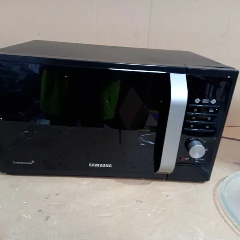 SAMSUNG 23 LITRE SOLO MICROWAVE - BLACK