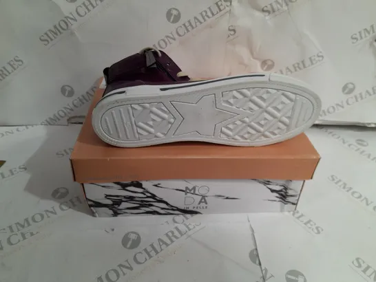 BOXED MODA FEROZI PURPLE LEATHER TRAINERS SIZE 7