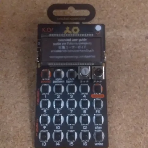 TEENAGE ENGINEERING PO-33 POCKET OPERATOR KO SAMPLER/SEQUENCER