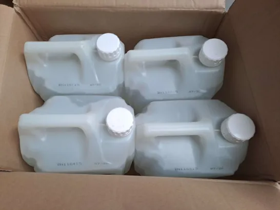 LOT OF 4 5L TUBS OF WHITE VINEGAR