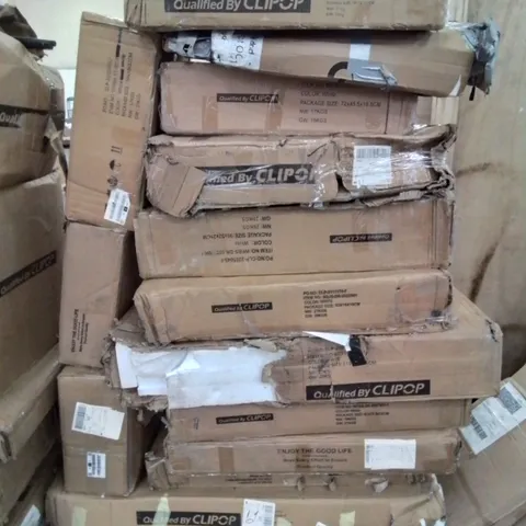 A PALLET OF VARIOUS FURNITURE PARTS 