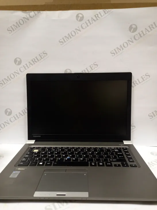 TOSHIBA TECRA Z40-A LAPTOP IN SILVER