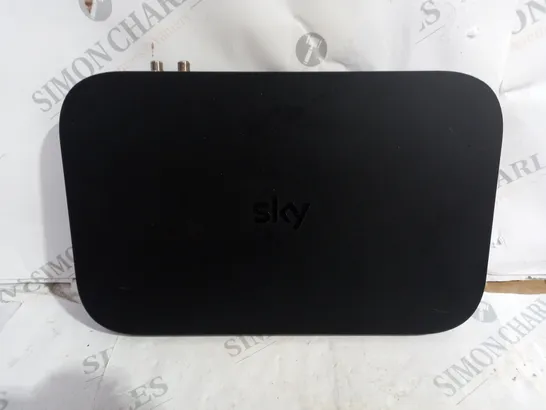 SKY Q BOX - ES130