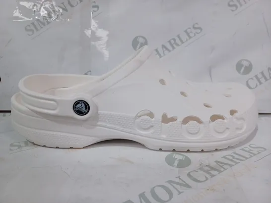 BOXED PAIR OF CROCS BAYA SHOES IN WHITE UK SIZE M10/W11