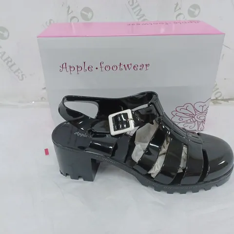 LARGE BOX OF BOXED APPLE FOOTWEAR BLACK BOOT SANDAL IN VARIOUS SIZES 