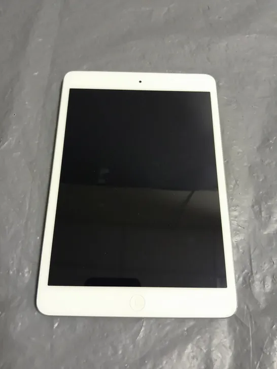 UNBOXED APPLE IPAD MINI 2 CELLULAR IN SILVER - A1490