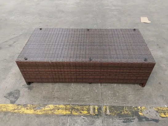 DESIGNER CHOCOLATE MIX RATTAN COFFEE TABLE WITH UNDERSIDE FOOTSTOOLS - MISSING GLASS TOP