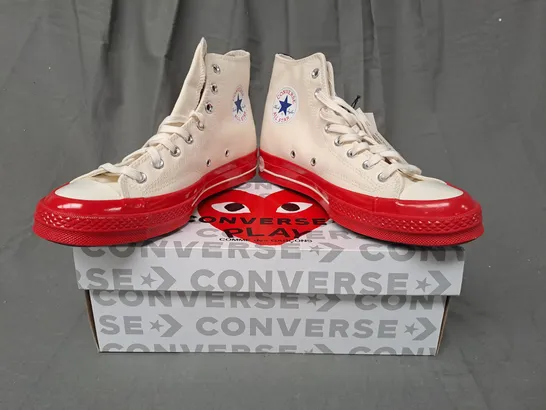 BOXED PAIR OF CONVERSE ALL STAR SHOES IN CREAM UK SIZE 9