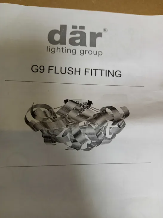 DAR G9 FLUSH CHROME LIGHT FITTING 