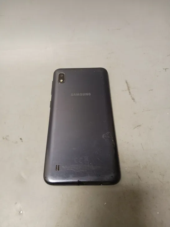 SAMSUNG GALAXY A10