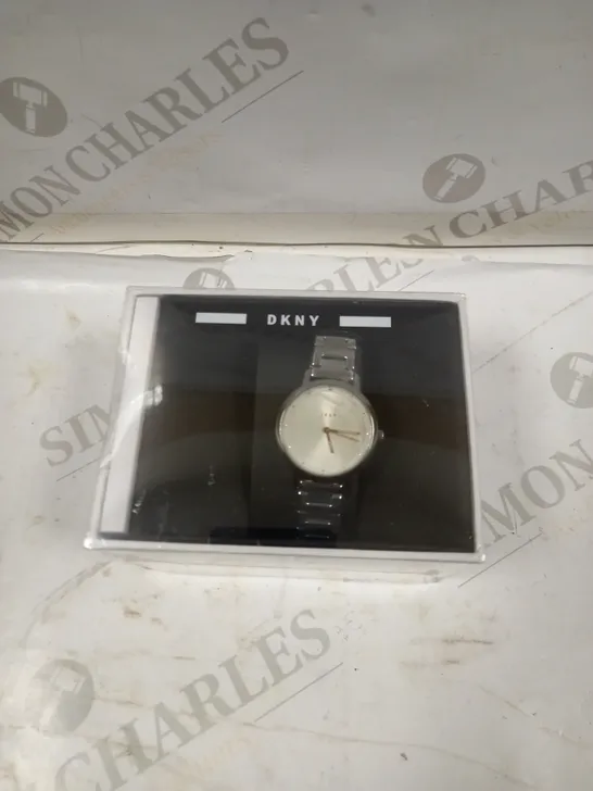 SEALED DKNY STAINLESS STEEL BRACELET WATCH