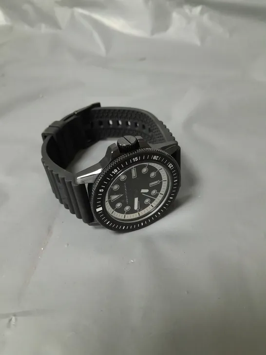 ARMANI EXCHANGE SILICONE MENS WATCH