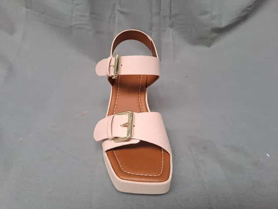 BOXED PAIR OF DUNE LONDON 625 JENNIES PLATFORM BLOCK HEEL OPEN TOE SANDALS IN BLUSH SIZE 5