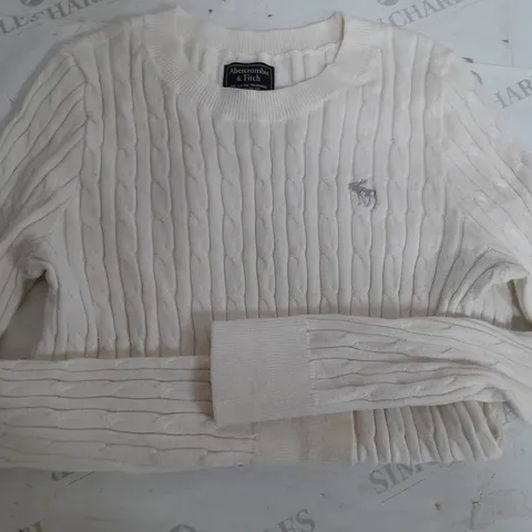 ABERCROMBIE & FITCH KNITTED JUMPER IN CREAM - MEDIUM