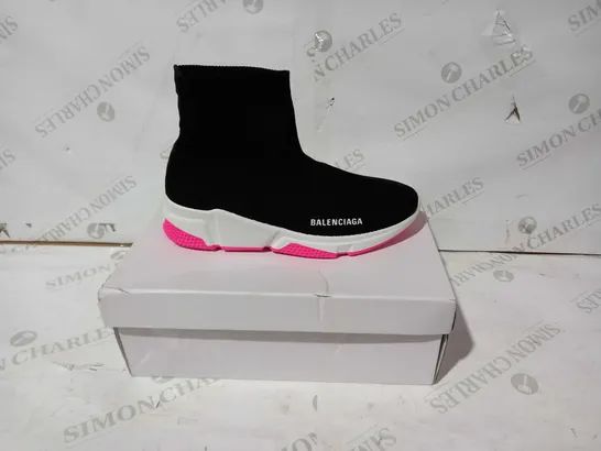 BOXED PAIR OF BALENCIAGA SHOES IN BLACK/WHITE/PINK UK SIZE 6