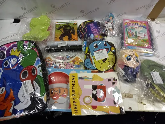 LOT OF 13 ASSORTED KIDS ITEMS TO INCLUDE RAINBOW FRIENDS BACKPACK, DINO MASK AND MAGIC WATER BOOKS