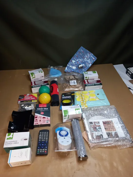 LOT OF ASSORTED ITEMS TO INCLUDE FABRIC GLUE, DIARYS AND BIN BAGS