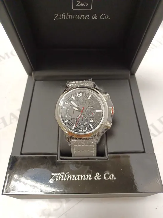 ZIHLMANN & CO BLACK TRIPLE DIAL GREY LEATHER STRAP WATCH