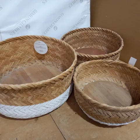 SET OF 3 STACKABLE ROUND WOVEN BASKETS - IN NATURAL BAMBOO AND WHITE WITH SOLID WOOD BASE