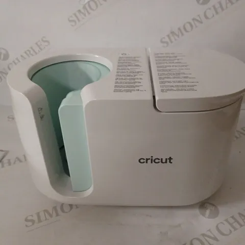 CRICUT MUG PRESS