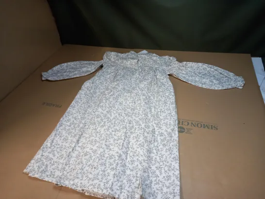 MONBEBE ELAINE DRESS WITH FLORAL PATTERN SIZE 7-8 YEARS