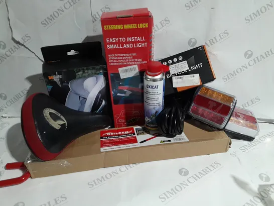 APPROXIMATELY 20 ASSORTED ITEMS TO INCLUDE CAR STEERING WHEEL LOCK, BIKE SEAT, BIKE LIGHT, CHILD SEAT COVER, OXICAT OXYGEN SENSOR AND CATALYTIC CONVERTER CLEANER ETC. 