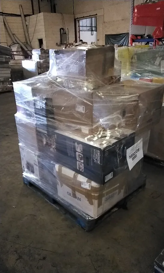 PALLET OF APPROXIMATELY 22 UNPROCESSED RAW RETURN HOUSEHOLD AND ELECTRICAL GOODS TO INCLUDE;