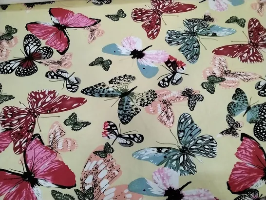 ROLL OF BUTTERFLY PATTERNED LINEN 