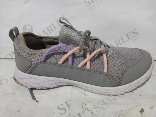 VIONIC ZELIYA TRAINERS IN GREY SIZE 5.5