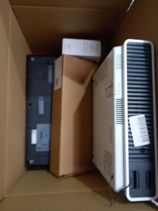 BOX OF ASSORTED IT ITEMS TO INCLUDE SAMSUNG ONE CONNECT, CROMECAST, CASIO ETC