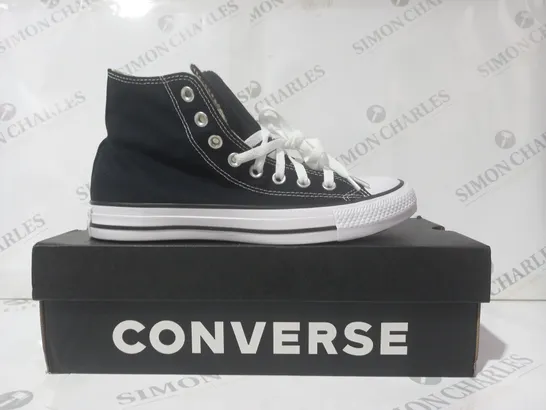 BOXED PAIR OF CONVERSE ALL STAR HI SHOES IN BLACK UK SIZE 7