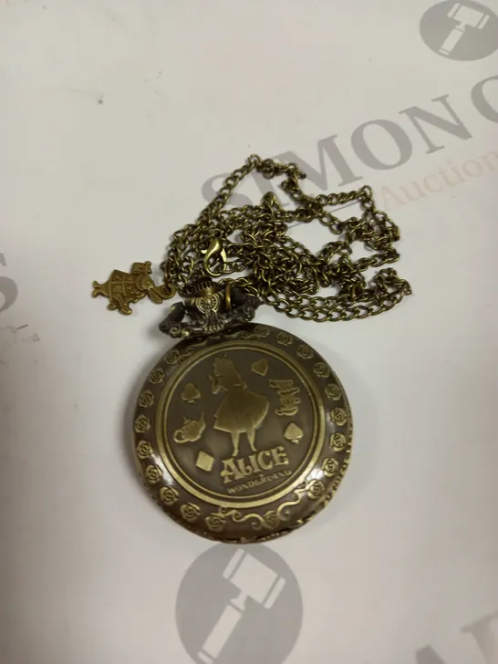 ALICE IN WONDERLAND THEMED POCKET WATCH 