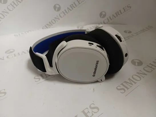 STEELSERIES ARCTIS 7P+ WIRELESS GAMING HEADSET