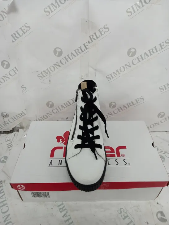 BOXED PAIR OF RIEKER HIGH TOP TRAINERS W. SIDE ZIP IN WHITE EU SIZE 40