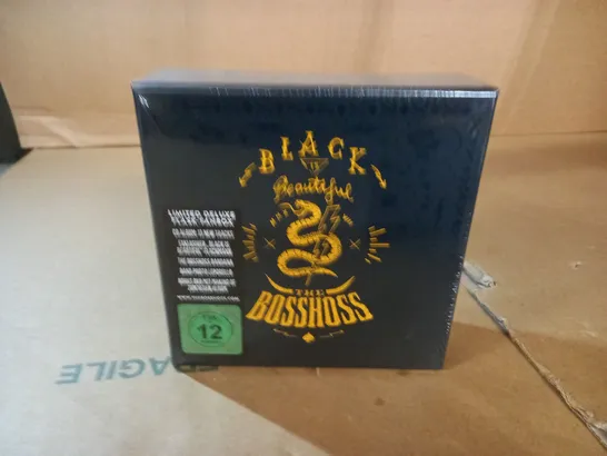 SEALED BLACK IS BEAUTIFUL THE BOSSHOSS LIMITED DELUXE FLASK FANBOX