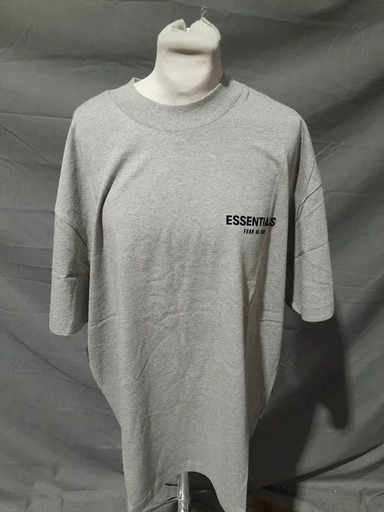 ESSENTAILS LIGHT GREY T-SHIRT - MEDIUM