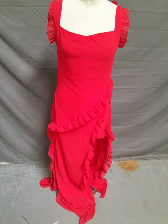 APPROXIMATELY 25 CLOTHING ITEMS TO INCLUDE DRESSES, BRAS AND SKIRTS. ASSORTED SIZES, STYLES AND COLOURS