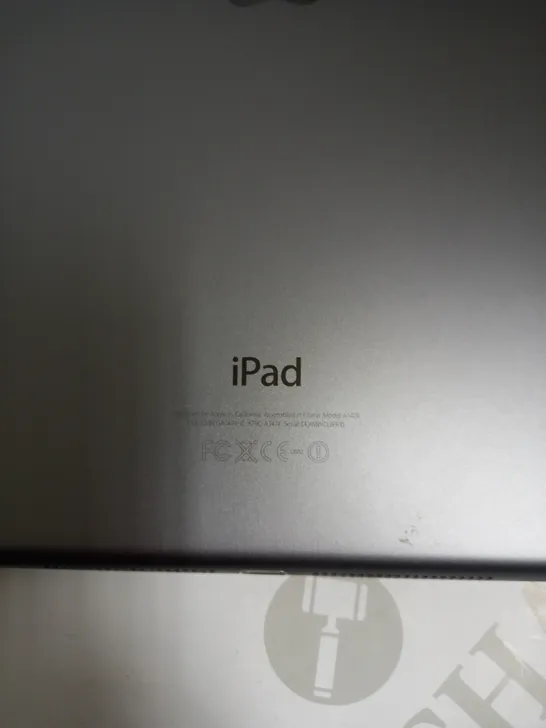 APPLE IPAD A1474