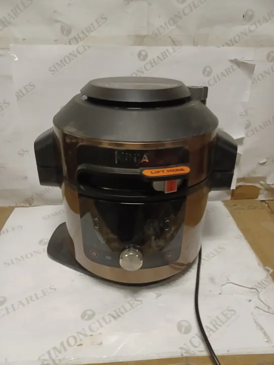 NINJA FOODI MAX SMARTLID MULTI-COOKER COPPER/BLACK