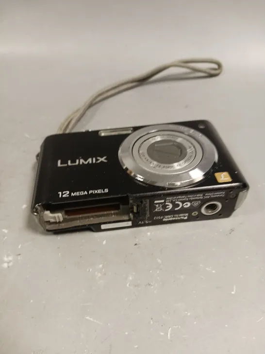 PANASONIC DMC-FS12 DIGITAL CAMERA 