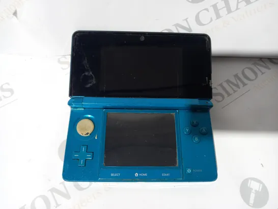 NINTENDO 3DS WAP-002 HANDHELD GAMES CONSOLE IN METALLIC TEAL