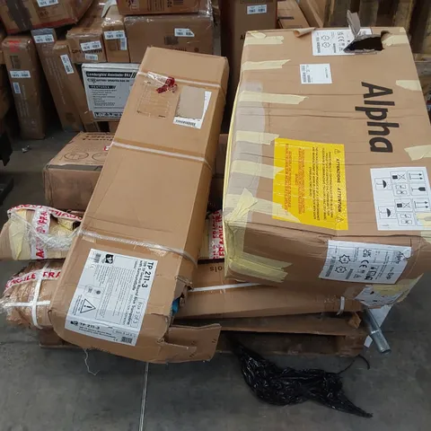 PALLET OF ASSORTED TRAMPOLINE PARTS 