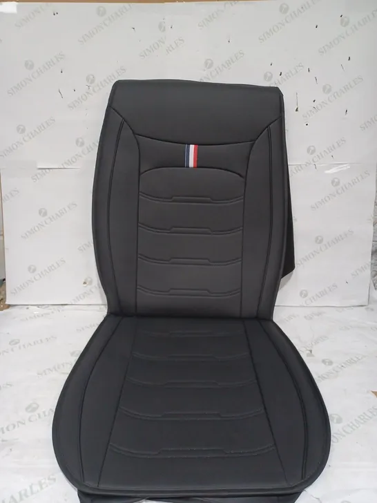 BOXED SET OF 2 CAR SEAT COVERS WITH FRENCH FLAG