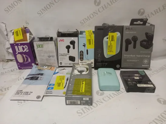 BOX TO CONTAIN APPROX. 20 X ASSORTED ELECTRONIC & TECH PRODUCTS, INCLUDES CHARGING CABLES, EARPHONES, POWER BANK ETC 