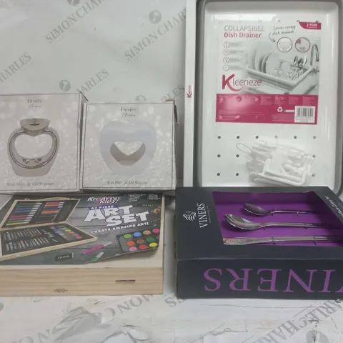 BOX OF ASSORTED ITEMS APPROXIMATELY 20 TO INCLUDE CUTLERY SET, ART SET, DISH DRAINER ETC